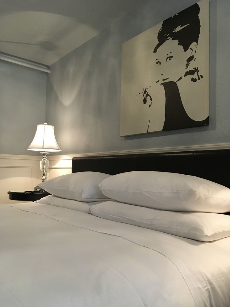 Ballard Hotel Seattle
