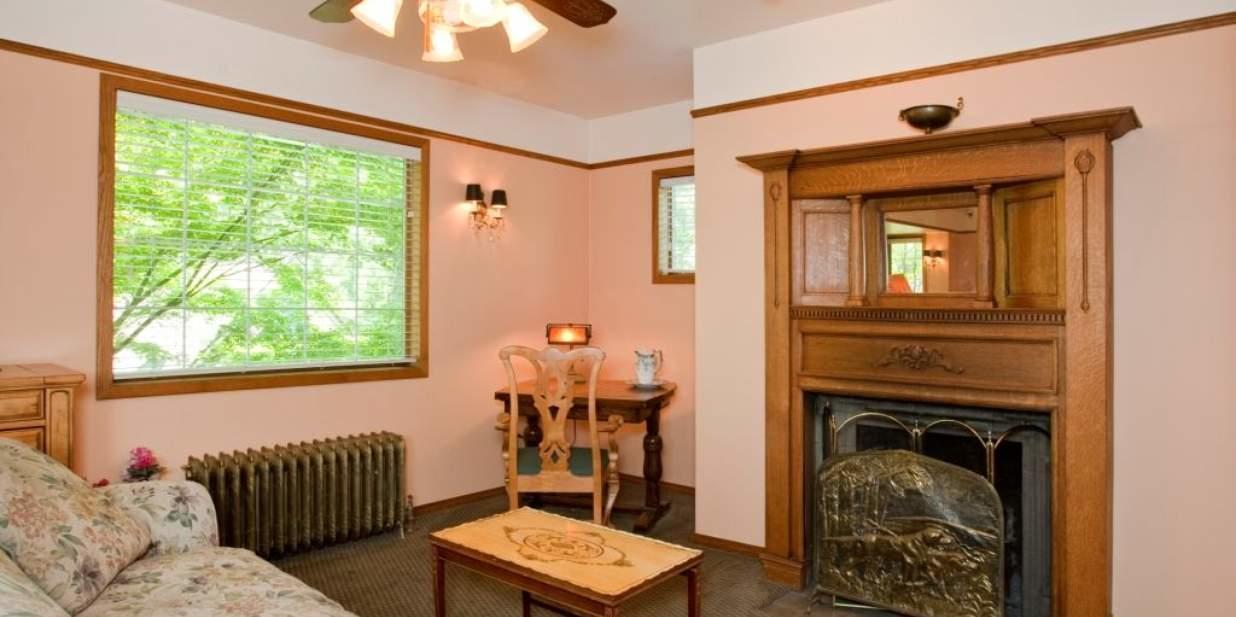Bed & Breakfast Bacon Mansion Seattle