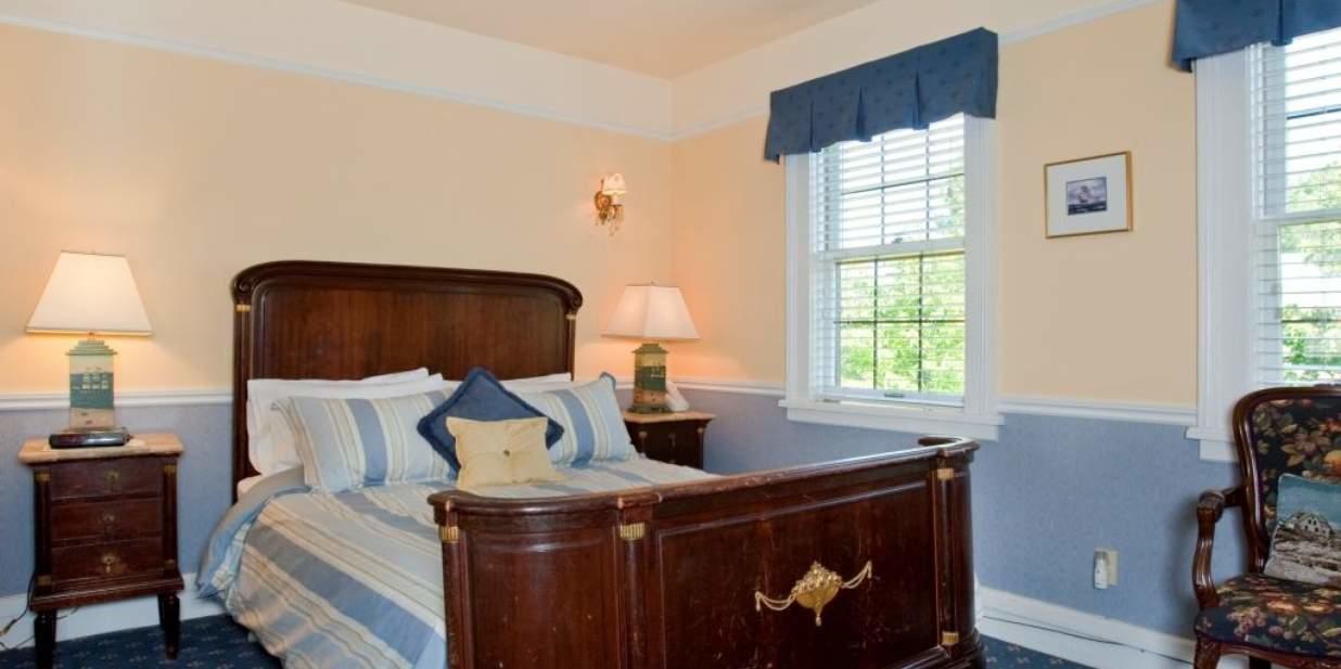 Bacon Mansion 3*