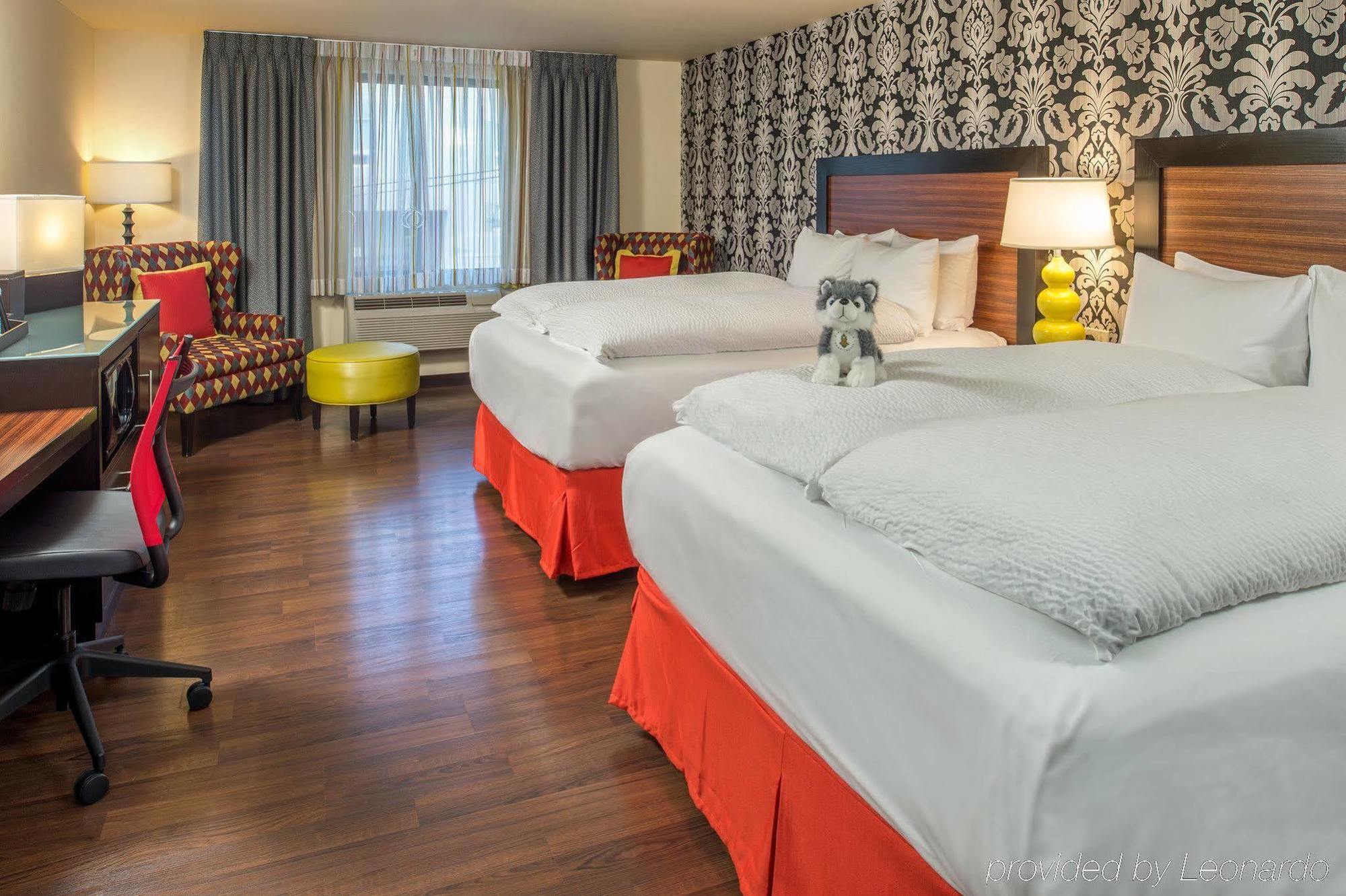Staypineapple, The Maxwell Hotel, Center 3*