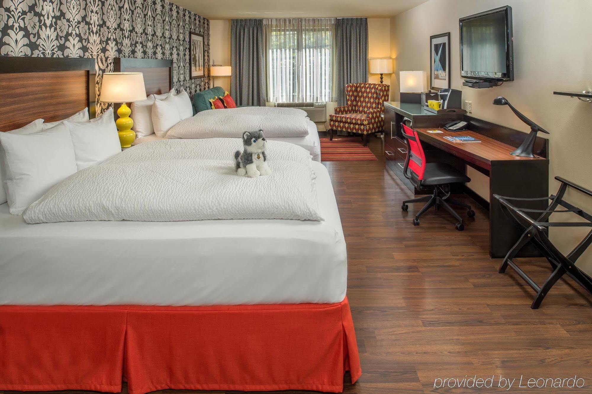 Hotel Staypineapple, The Maxwell Hotel, Center Seattle