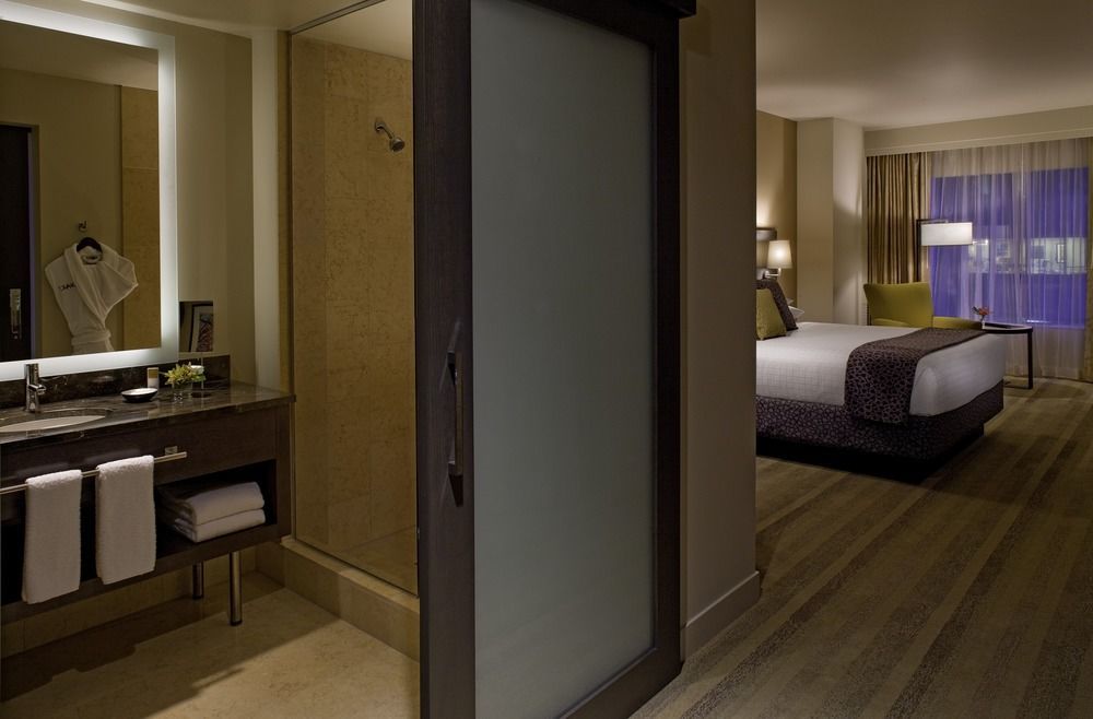 Hotel Hyatt At Olive 8 4*