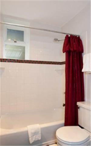 Bed & Breakfast Bacon Mansion 3*