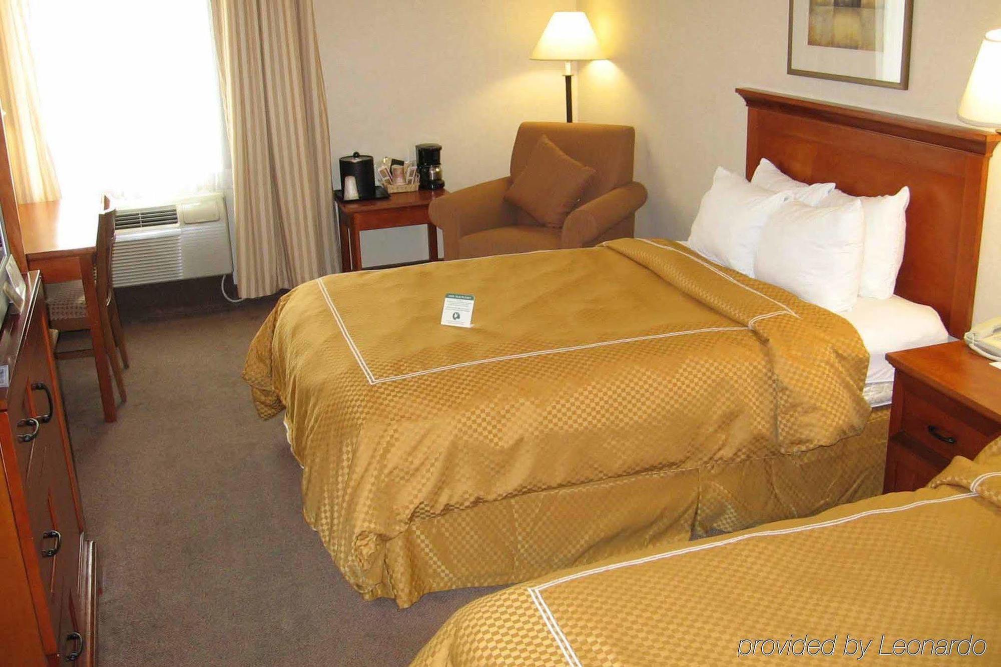 Four Points By Sheraton Downtown Center