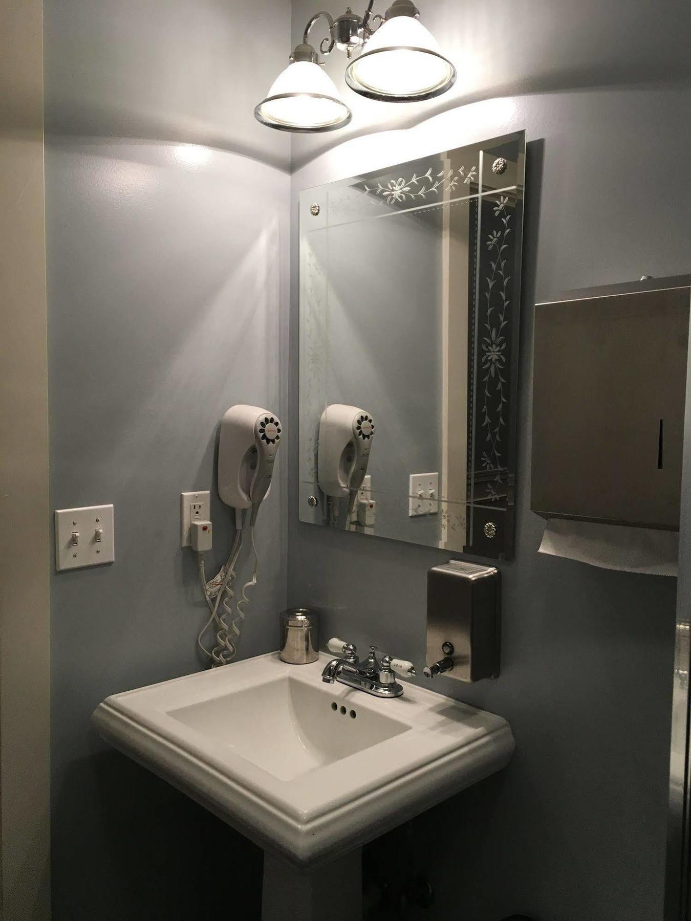 Ballard Hotel Seattle