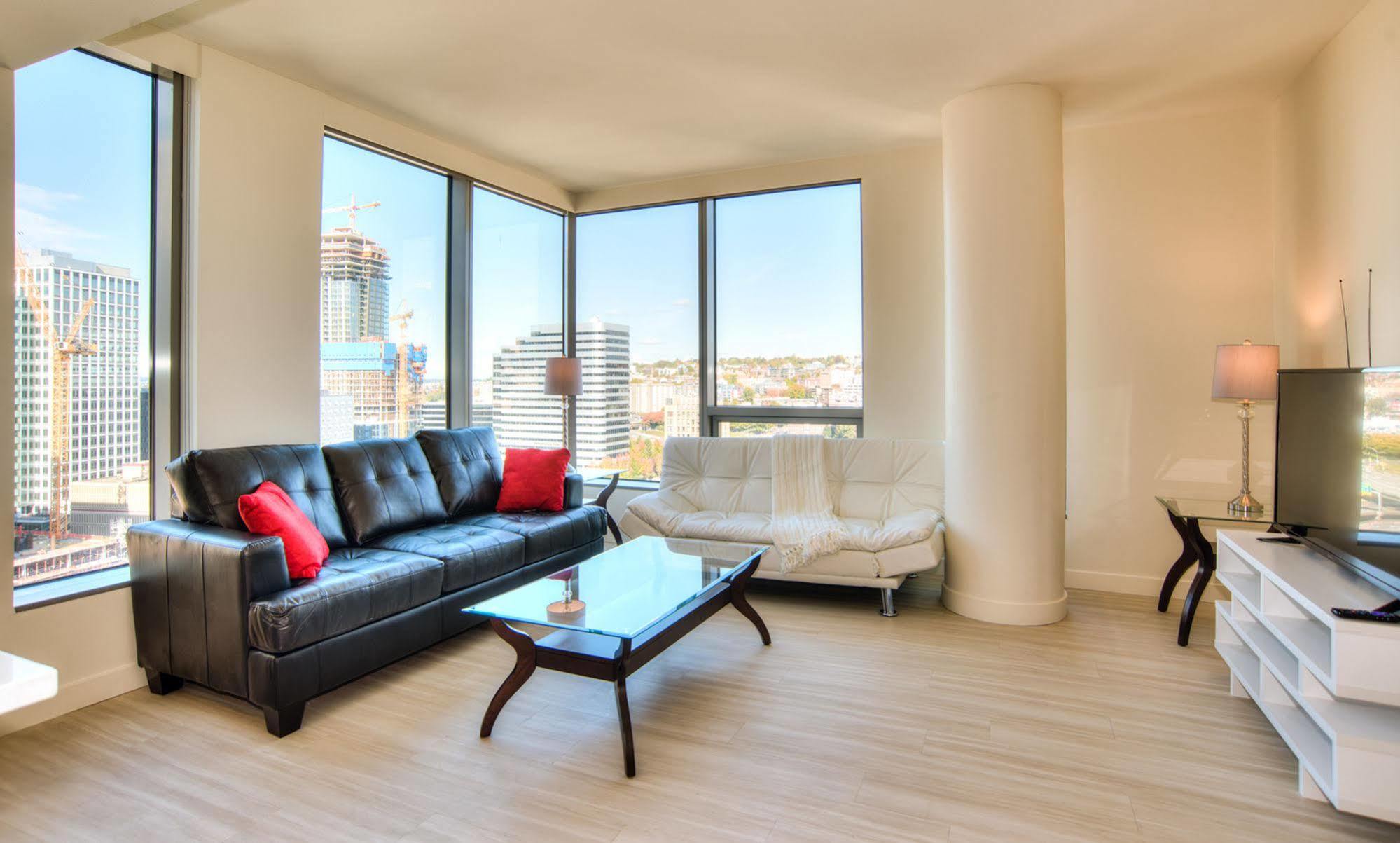 Furnished In Pine Street Apartment *