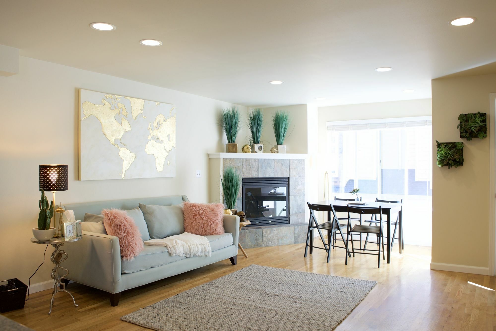 Super Spacious Modern Townhome * Seattle