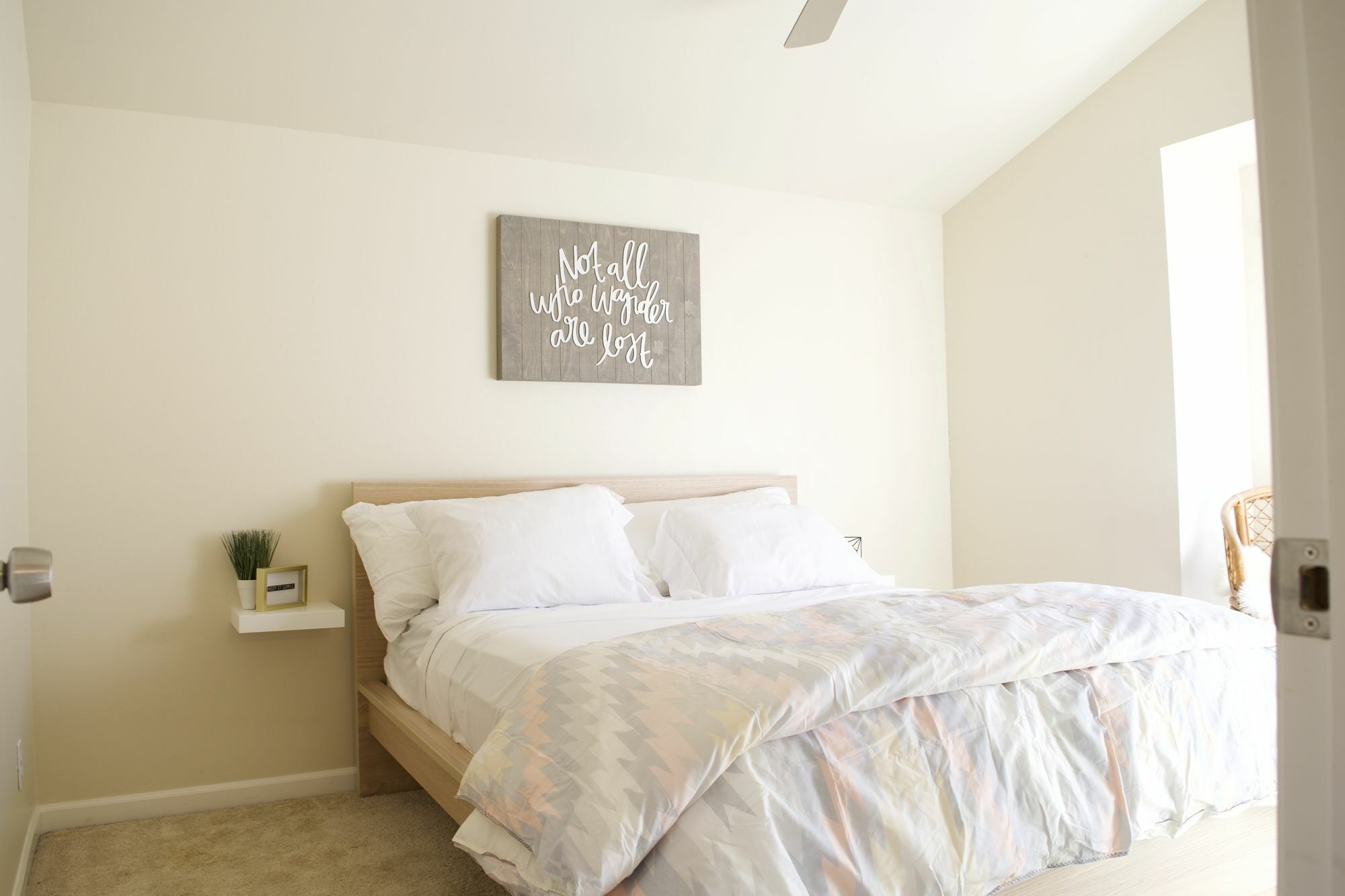 Super Spacious Modern Townhome Seattle