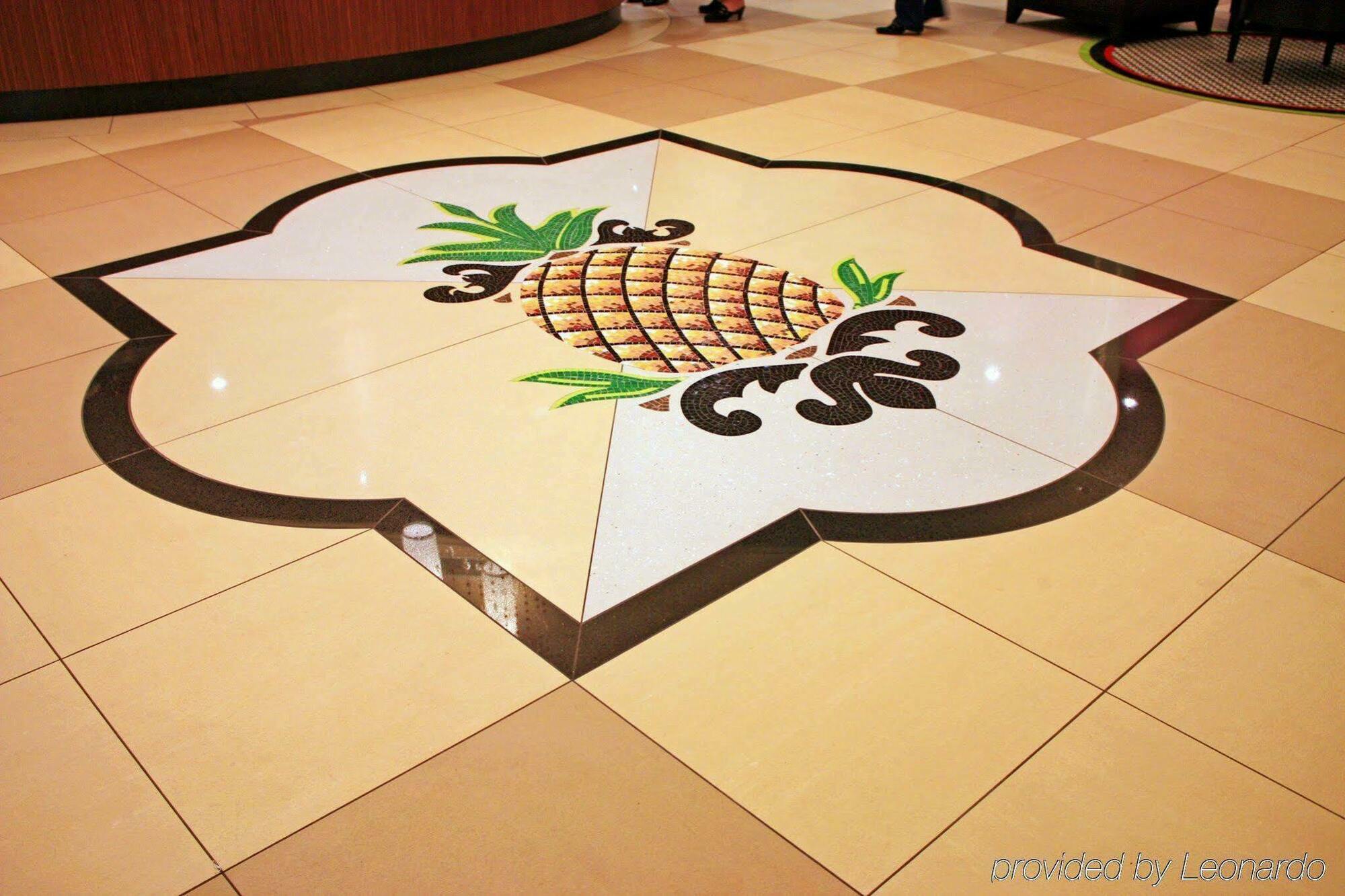 Staypineapple, The Maxwell Hotel, Center Hotel Seattle