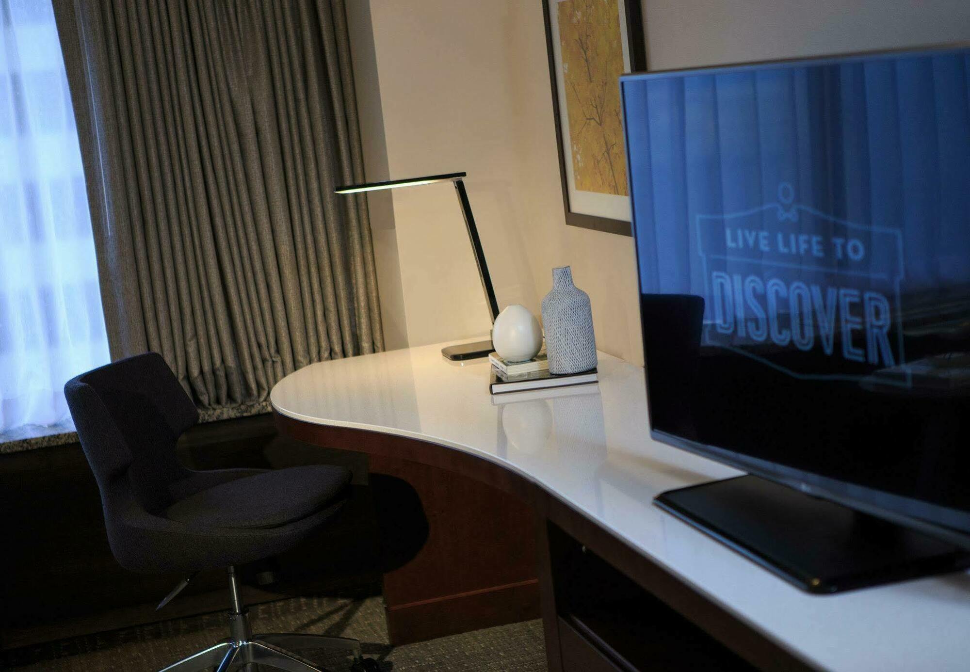 Renaissance Hotel