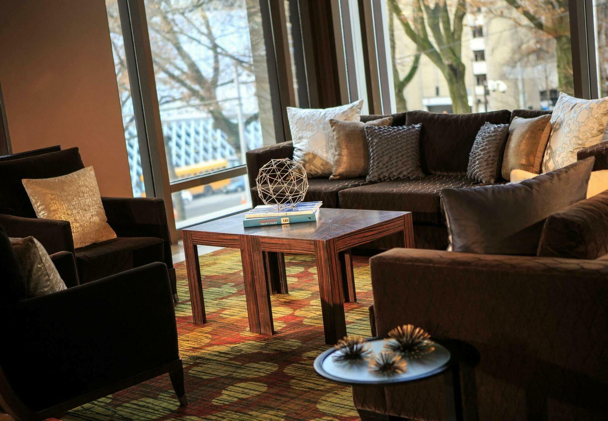 Renaissance Hotel