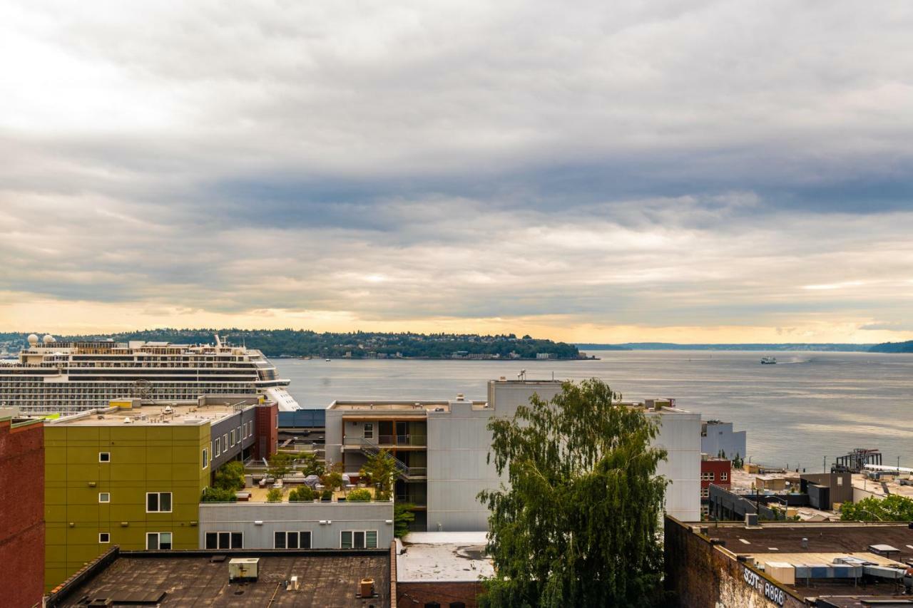 Apartment Cozy Nearby Attractions Center Seattle