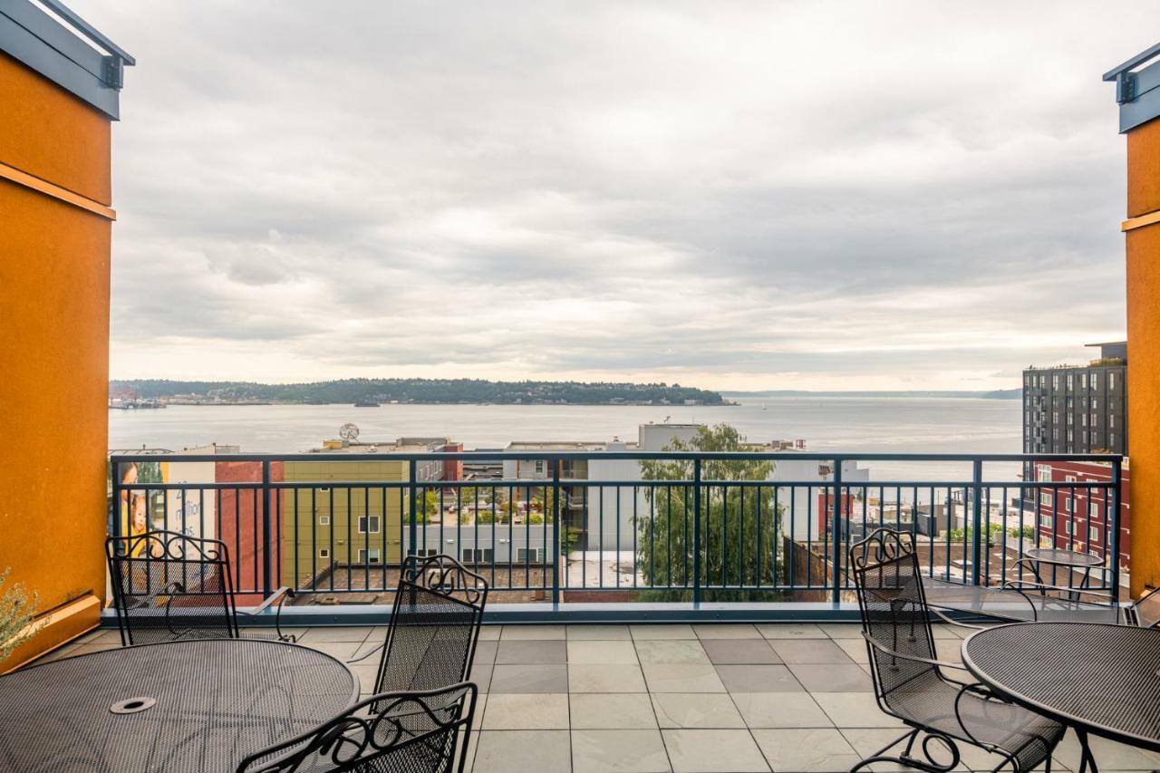 Apartment Cozy Nearby Attractions Center