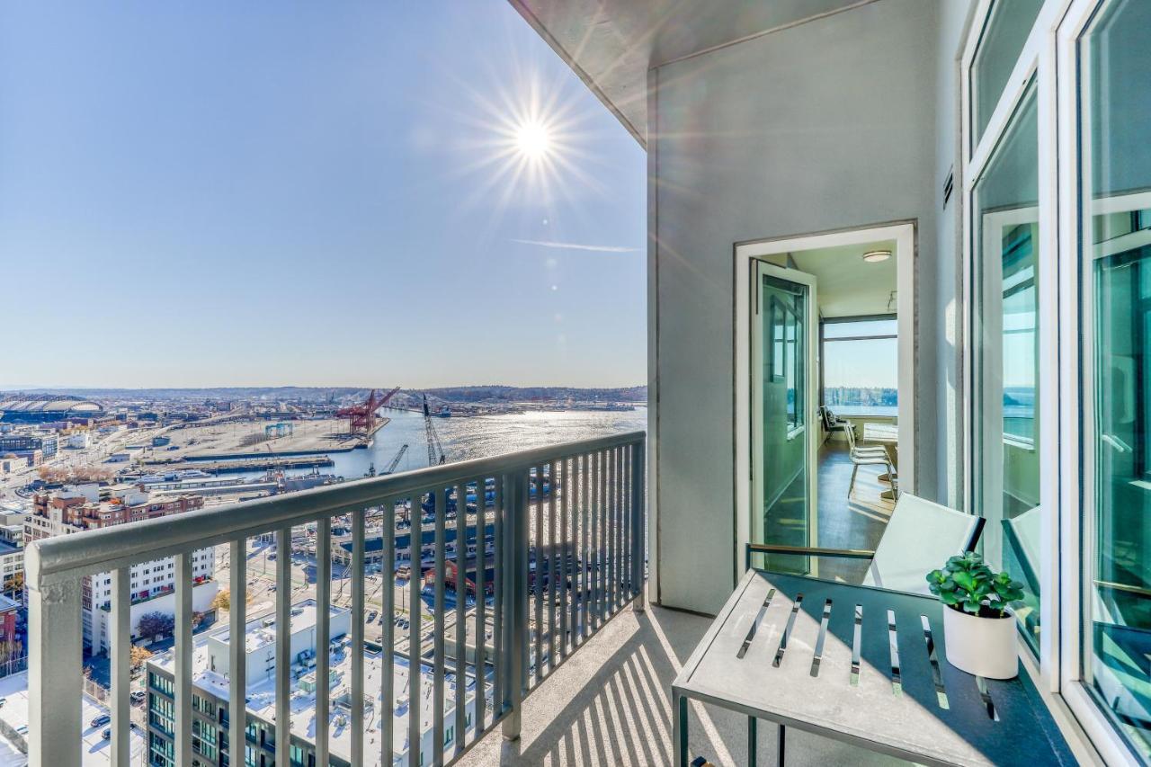 Harbor Steps Bay View Penthouse