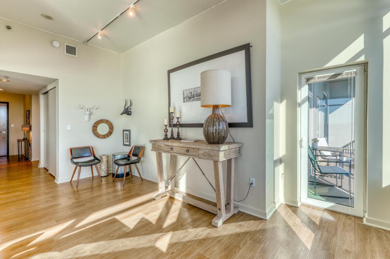 Harbor Steps Bay View Penthouse Apartment