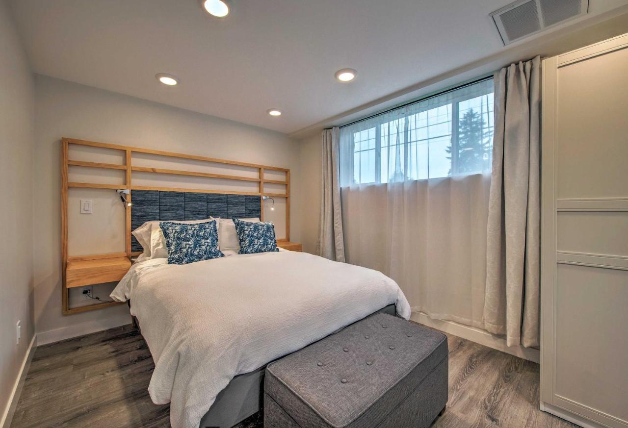 Sleek Modern With Patio, 8 Mi To Dtwn Seattle! Holiday home