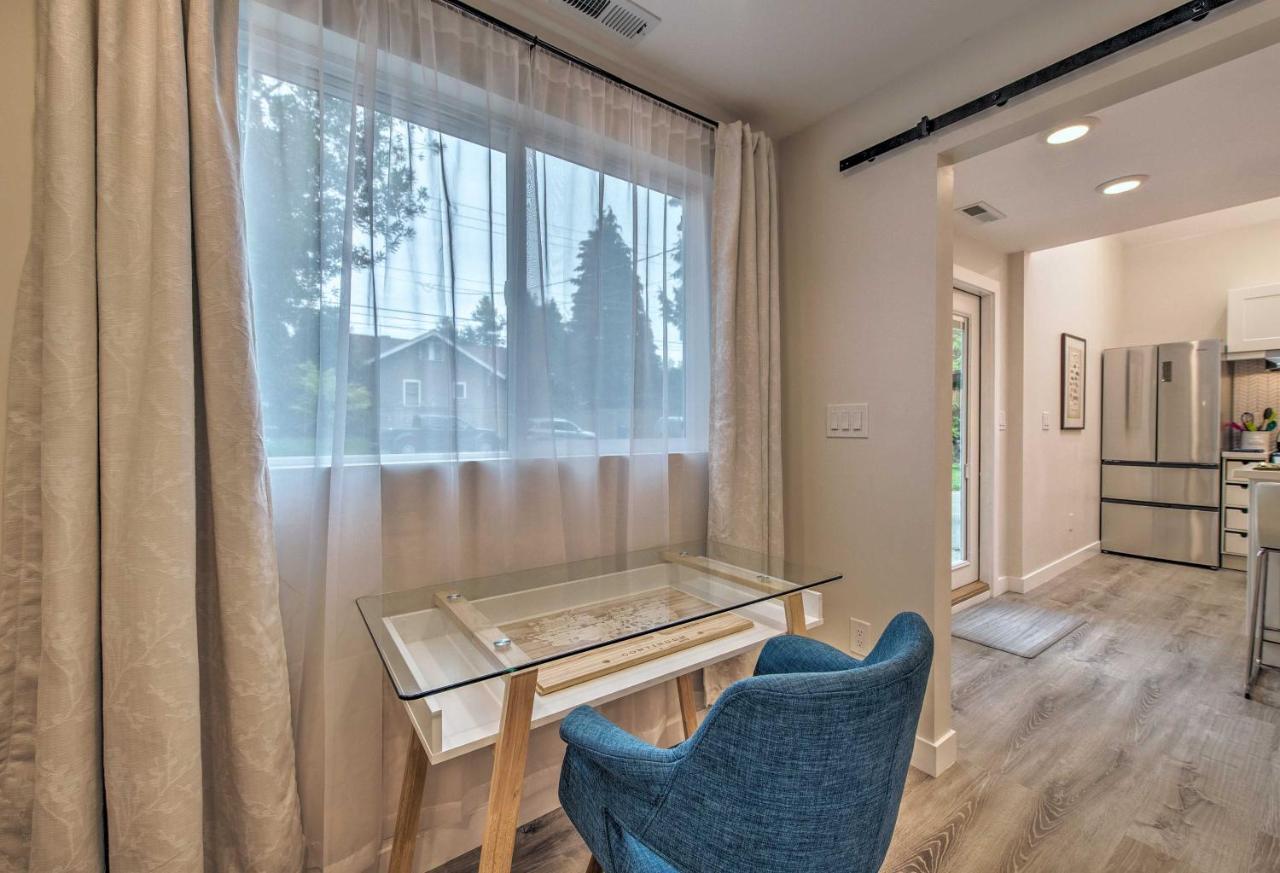 Sleek Modern With Patio, 8 Mi To Dtwn Seattle! Holiday home Seattle